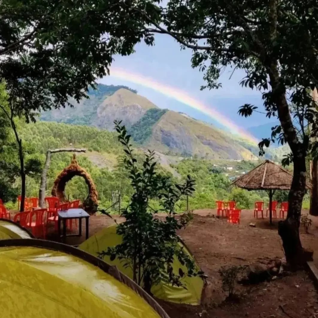 kolukkumalai camping